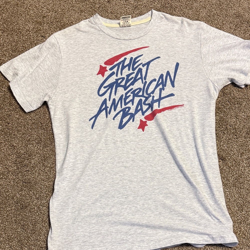 HOMAGE WWE Light Gray 'The Great American Bash' Tee
